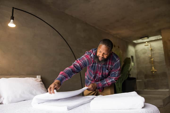 airbnb pet-friendly setup